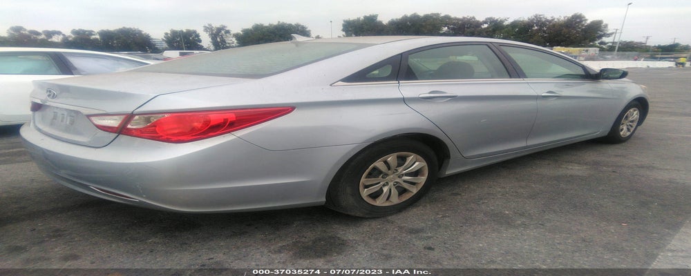 5NPEB4AC9BH269927 2011 HYUNDAI SONATA photo no. 4