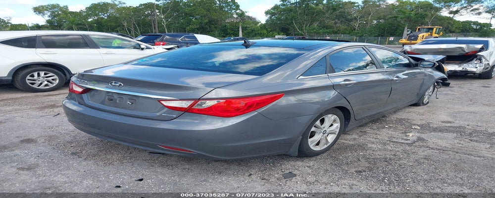5NPEC4AC5CH423788 2012 HYUNDAI SONATA photo no. 4
