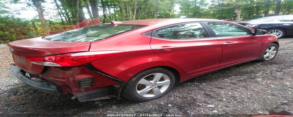 5NPDH4AE3D8351361 2013 HYUNDAI ELANTRA photo no. 4