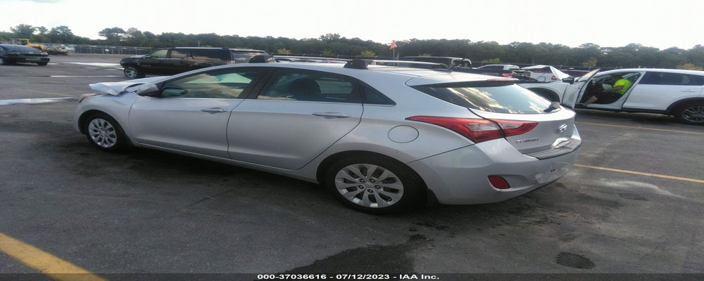 KMHD35LH7GU269652 2016 HYUNDAI ELANTRA GT photo no. 3