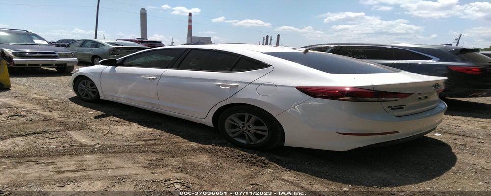 5NPD84LF0HH190849 2017 HYUNDAI ELANTRA photo no. 3