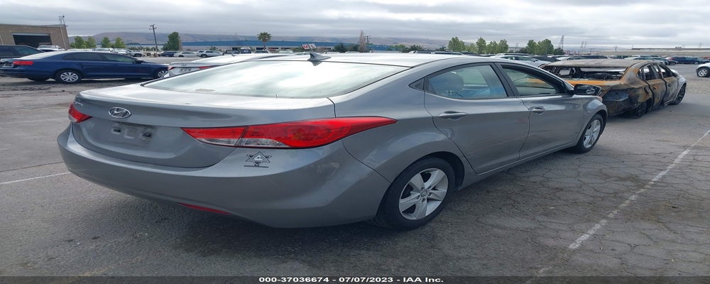 KMHDH4AE6DU891885 2013 HYUNDAI ELANTRA photo no. 4