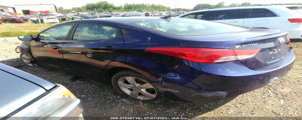 5NPDH4AE7DH293030 2013 HYUNDAI ELANTRA photo no. 3