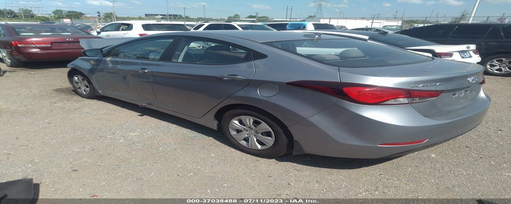 5NPDH4AE2GH771858 2016 HYUNDAI ELANTRA photo no. 3
