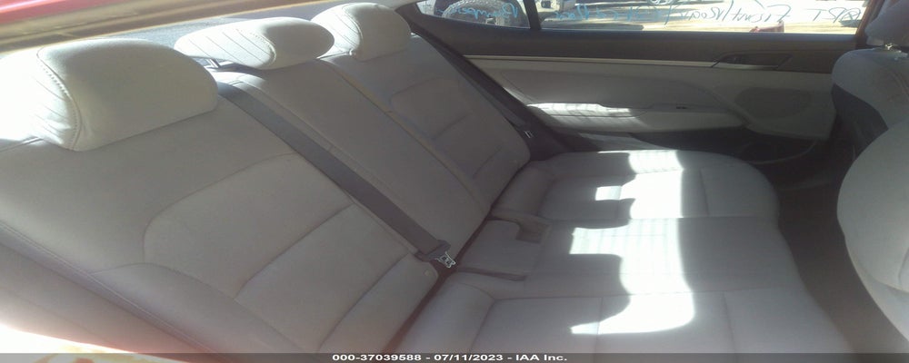 KMHD74LF6JU450147 2018 HYUNDAI ELANTRA photo no. 8