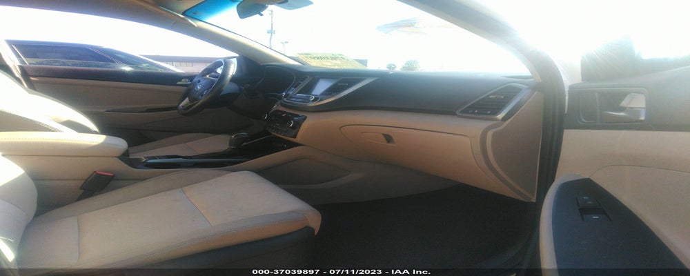 KM8J3CAL3JU686773 2018 HYUNDAI TUCSON photo no. 5