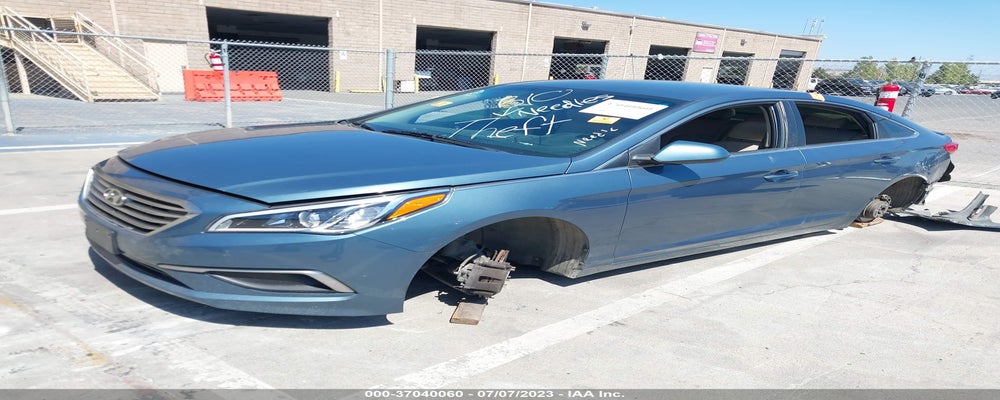 5NPE24AF6GH334685 2016 HYUNDAI SONATA photo no. 2