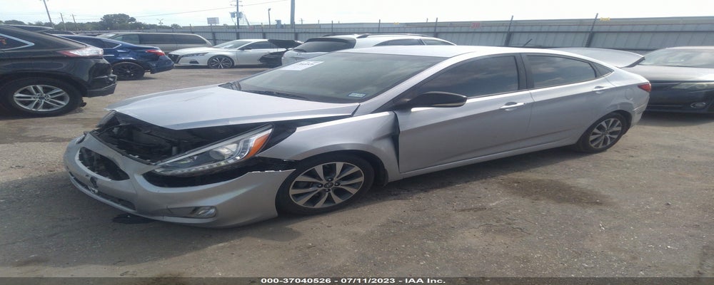 KMHCU4AE1GU093127 2016 HYUNDAI ACCENT photo no. 2