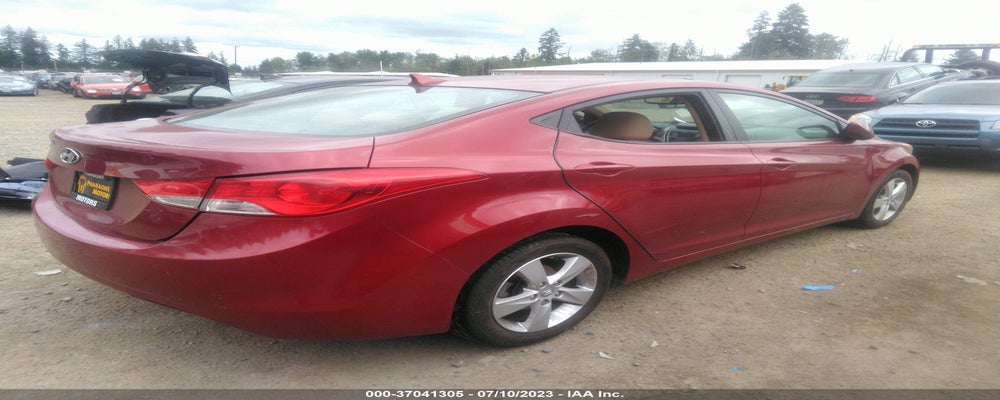 5NPDH4AE4DH439951 2013 HYUNDAI ELANTRA photo no. 4