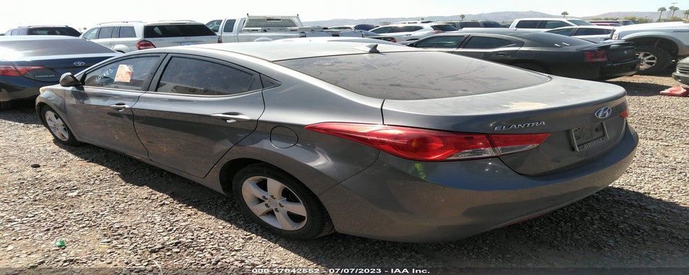 5NPDH4AEXDH415623 2013 HYUNDAI ELANTRA photo no. 3