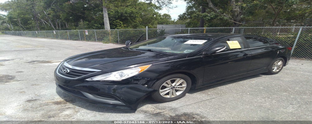 5NPEB4ACXEH831774 2014 HYUNDAI SONATA photo no. 2