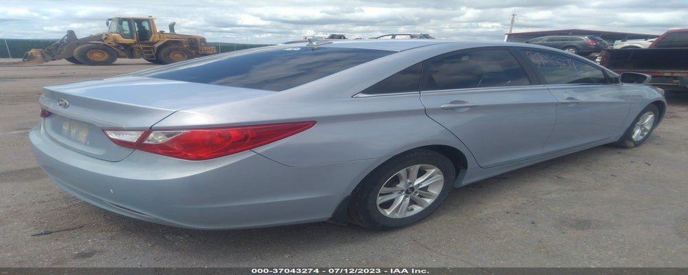 5NPEB4AC2DH546050 2013 HYUNDAI SONATA photo no. 4
