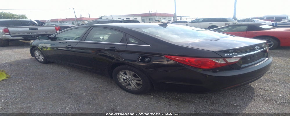 5NPEB4AC8BH204731 2011 HYUNDAI SONATA photo no. 3