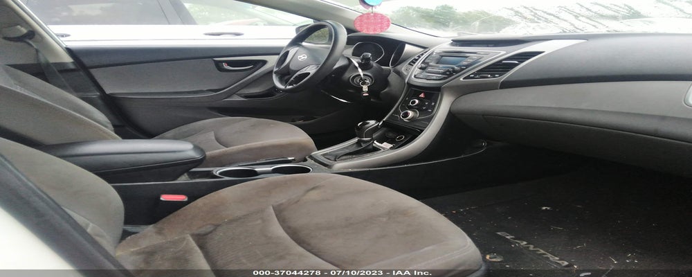 5NPDH4AE5GH765875 2016 HYUNDAI ELANTRA photo no. 5