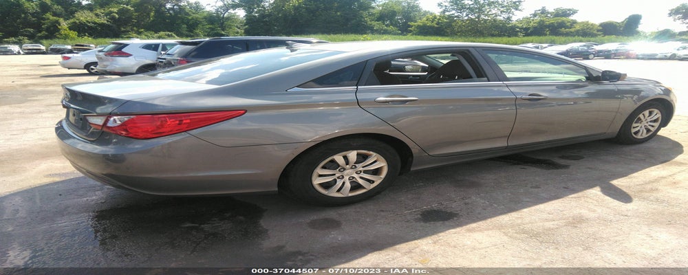 5NPEB4AC2DH548686 2013 HYUNDAI SONATA photo no. 4