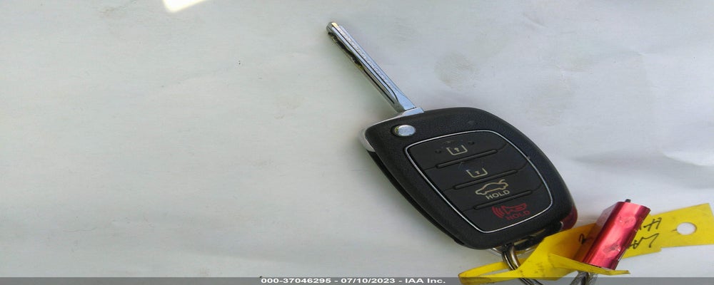5NPE24AF3HH523053 2017 HYUNDAI SONATA photo no. 11