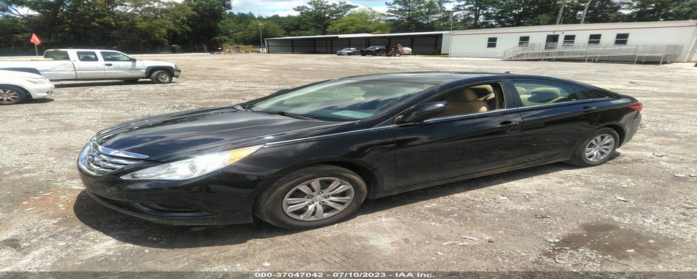 5NPEB4AC9BH199538 2011 HYUNDAI SONATA photo no. 2
