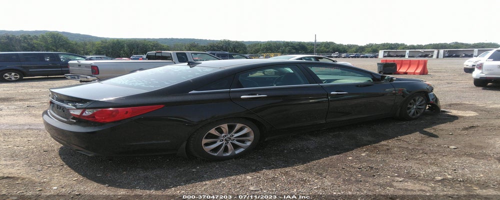5NPEC4AB6CH388735 2012 HYUNDAI SONATA photo no. 4