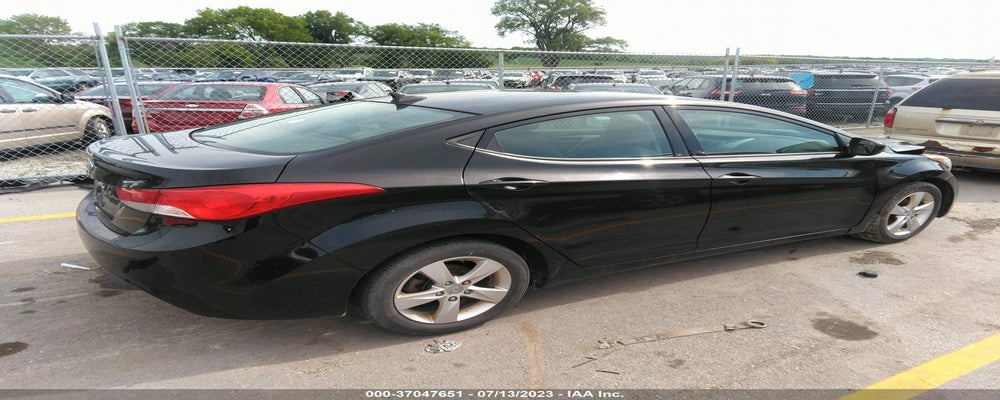 5NPDH4AE9DH365930 2013 HYUNDAI ELANTRA photo no. 4