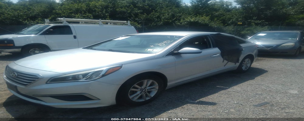 5NPE24AF0GH273639 2016 HYUNDAI SONATA photo no. 2