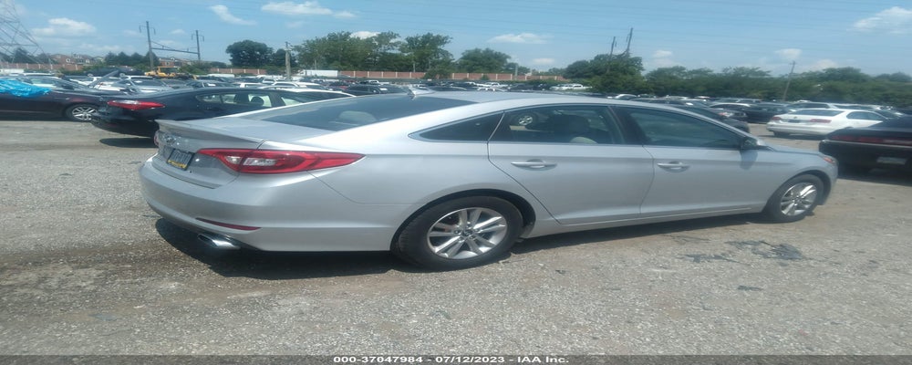 5NPE24AF0GH273639 2016 HYUNDAI SONATA photo no. 4