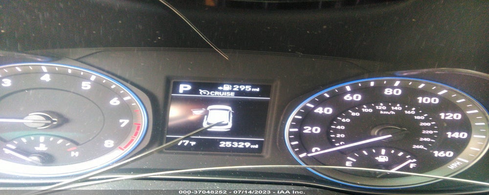 KM8K12AA4JU088663 2018 HYUNDAI KONA photo no. 7