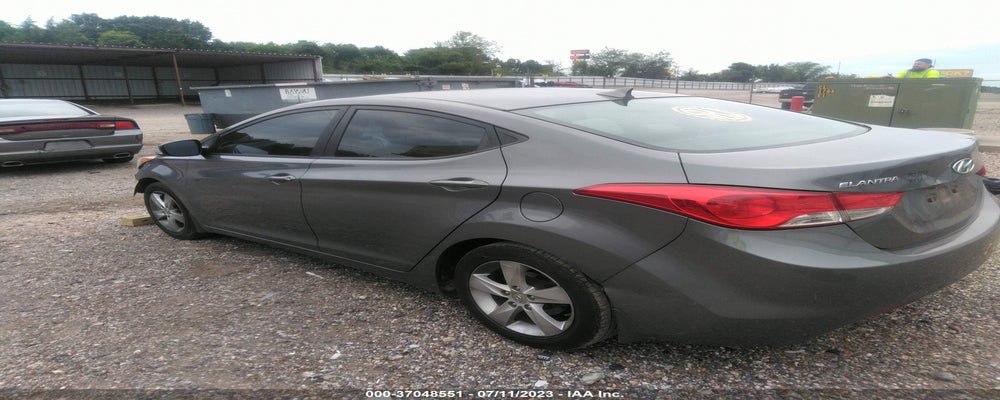 5NPDH4AE6DH369238 2013 HYUNDAI ELANTRA photo no. 3