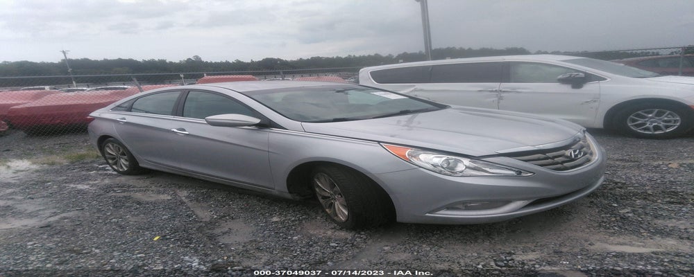 5NPEC4AC1BH021345 2011 HYUNDAI SONATA photo no. 1
