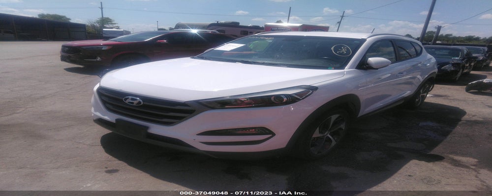 KM8J33A20GU038985 2016 HYUNDAI TUCSON photo no. 2