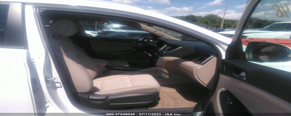 KM8J33A20GU038985 2016 HYUNDAI TUCSON photo no. 5