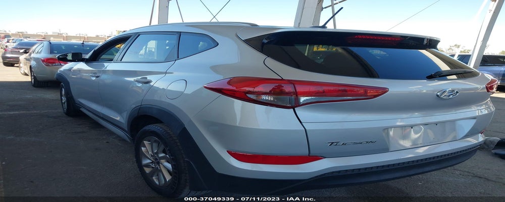 KM8J33A49HU524469 2017 HYUNDAI TUCSON photo no. 3