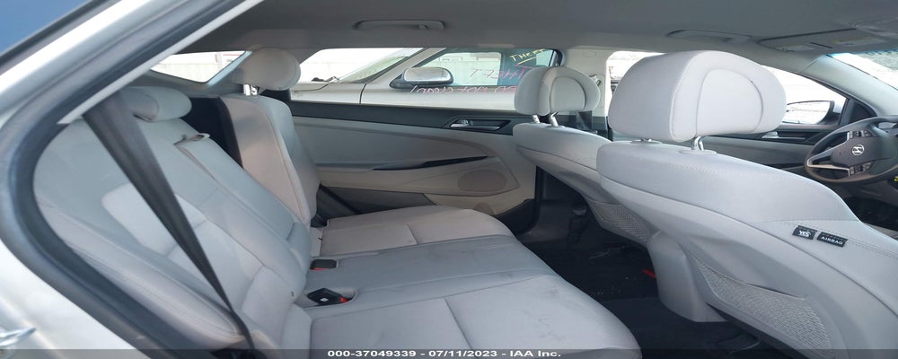 KM8J33A49HU524469 2017 HYUNDAI TUCSON photo no. 8