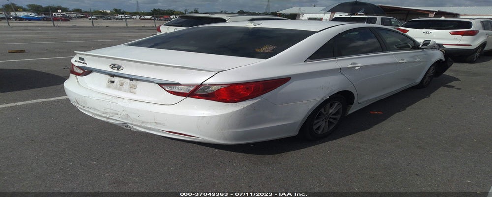 5NPEB4AC0DH649371 2013 HYUNDAI SONATA photo no. 4