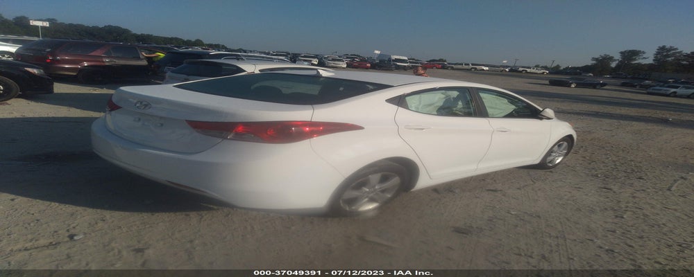 5NPDH4AE8DH359214 2013 HYUNDAI ELANTRA photo no. 4
