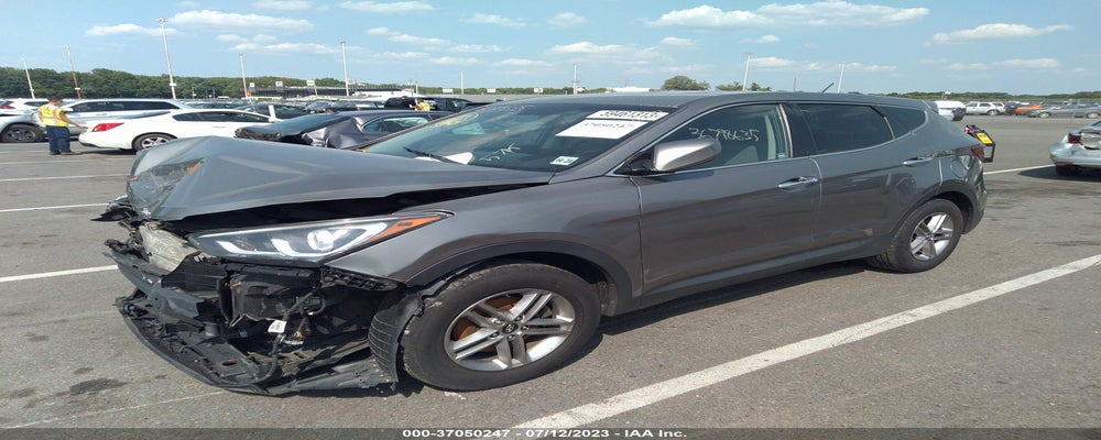 5XYZTDLB2JG572704 2018 HYUNDAI SANTA FE SPORT photo no. 2
