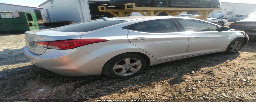 KMHDH4AE8BU117215 2011 HYUNDAI ELANTRA photo no. 4