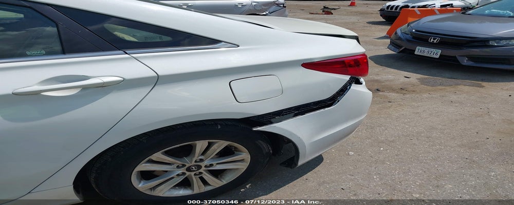5NPEB4AC3BH266330 2011 HYUNDAI SONATA photo no. 6