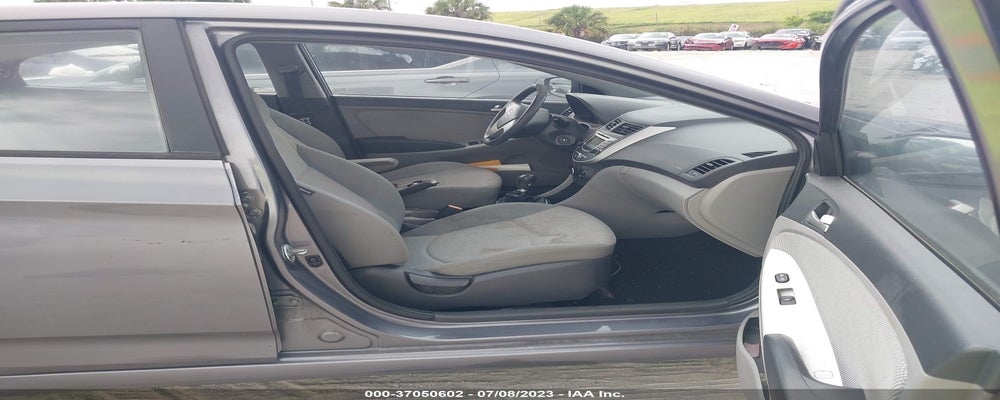 KMHCT4AEXDU555800 2013 HYUNDAI ACCENT photo no. 5
