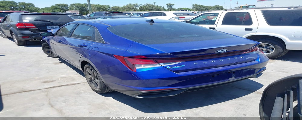 KMHLM4AG6MU068480 2021 HYUNDAI ELANTRA photo no. 3
