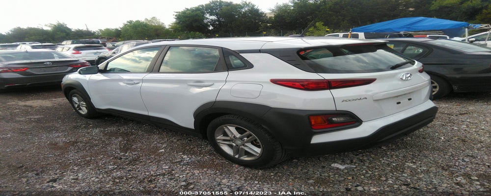 KM8K12AA3MU64138  2021 HYUNDAI KONA photo no. 3