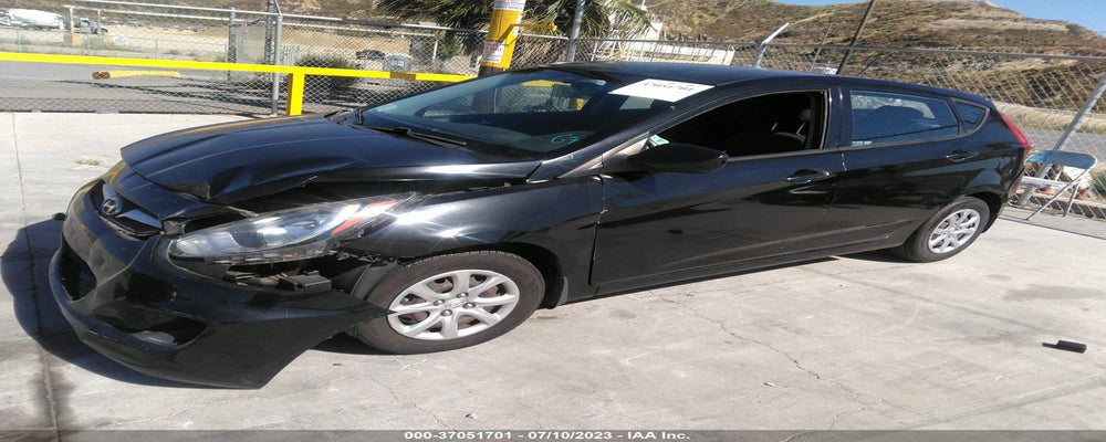 KMHCT5AE7DU103826 2013 HYUNDAI ACCENT photo no. 2