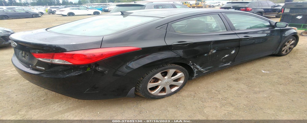 5NPDH4AE1DH168864 2013 HYUNDAI ELANTRA photo no. 4