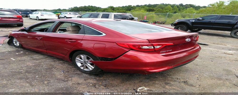 5NPE24AF8FH233100 2015 HYUNDAI SONATA photo no. 3