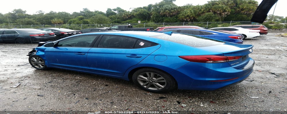 5NPD84LF2HH032903 2017 HYUNDAI ELANTRA photo no. 3