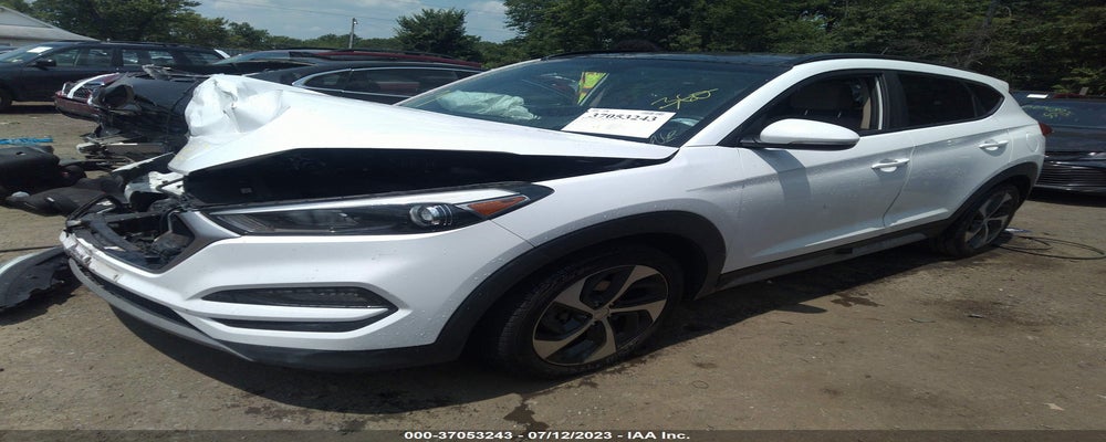 KM8J3CA23HU570068 2017 HYUNDAI TUCSON photo no. 2
