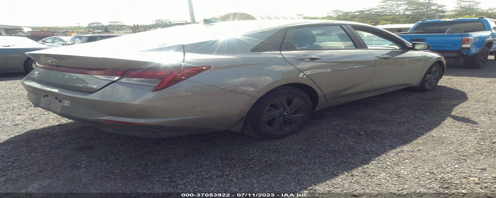 KMHLM4AJ1PU033636 2023 HYUNDAI ELANTRA HYBRID photo no. 4