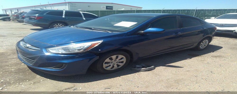 KMHCT4AE7GU076609 2016 HYUNDAI ACCENT photo no. 2