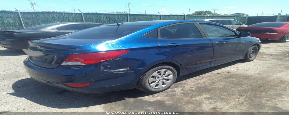 KMHCT4AE7GU076609 2016 HYUNDAI ACCENT photo no. 4
