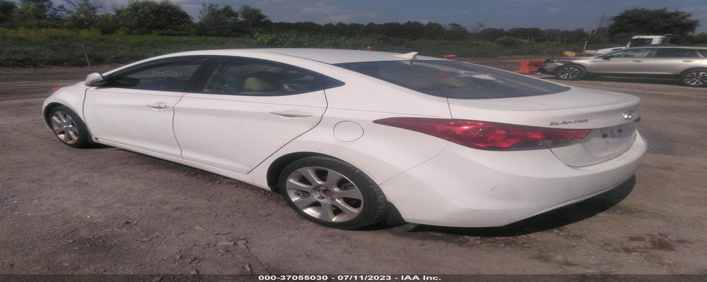 5NPDH4AE1DH173336 2013 HYUNDAI ELANTRA photo no. 3