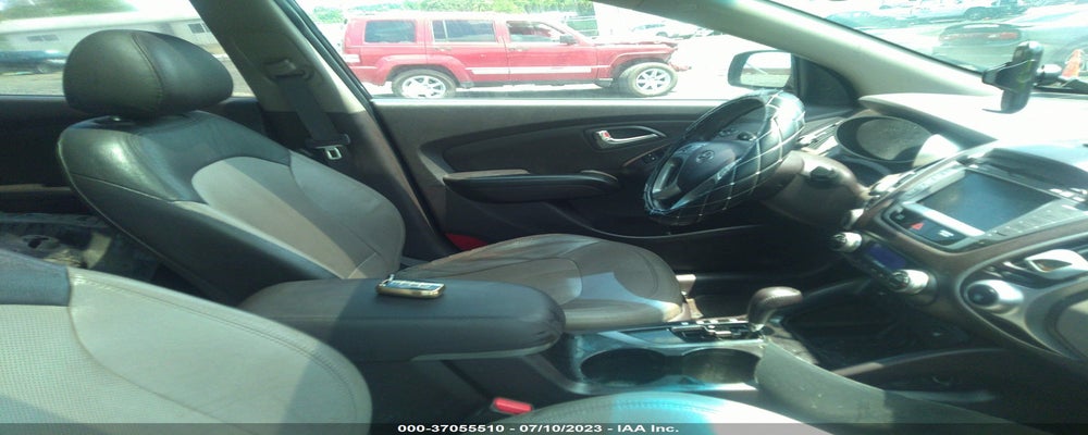 KM8JU3AC4DU567549 2013 HYUNDAI TUCSON photo no. 5